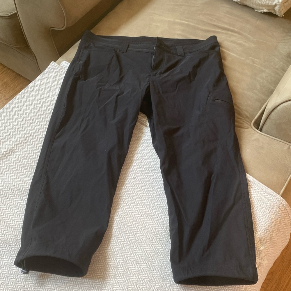 Eddie Bauer Crop Pants - Size 10